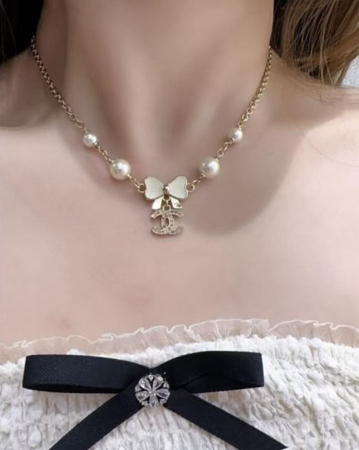 Ch**el necklaces
